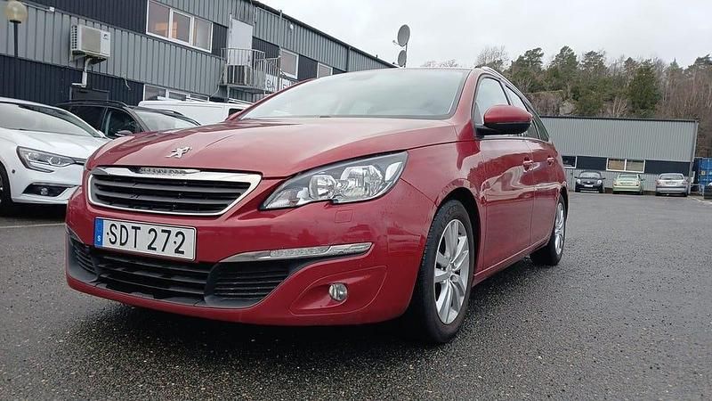 Röd Begagnad 2014 Peugeot 308 SW Kombi | 53 900 kr (Bra pris) - Bild 1/4