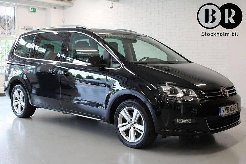 Svart Begagnad 2019 VW Sharan Minibuss | 297 900 kr (Marknadspris) - Bild 1/4