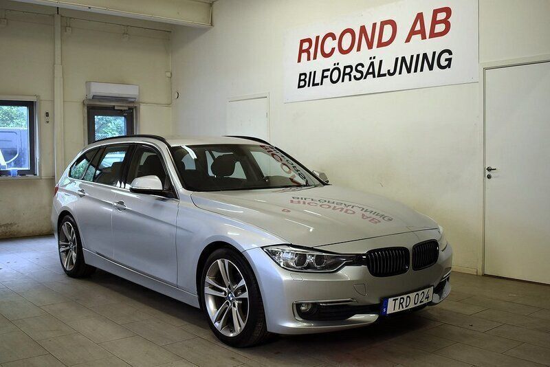 Silver Begagnad 2012 BMW 318 Luxury Line Kombi | 99 900 kr (Lite dyr) - Bild 1/4
