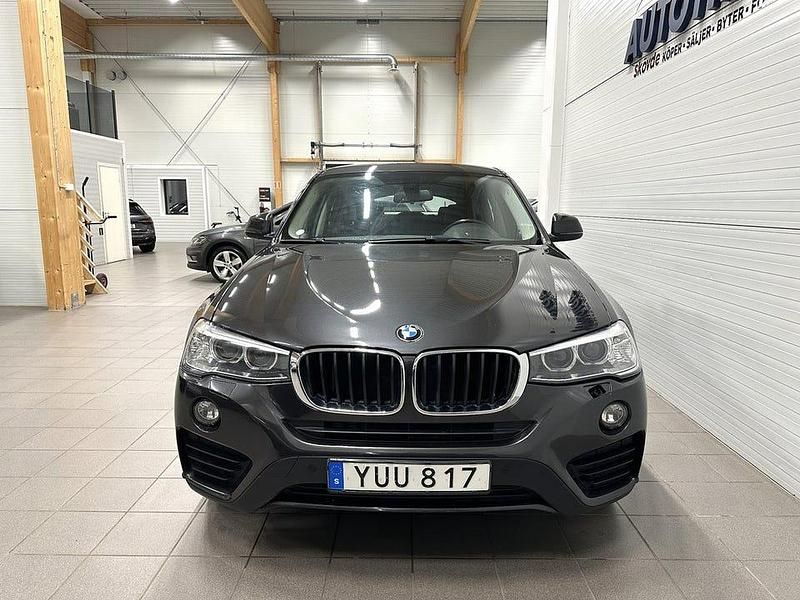 Begagnad BMW X4 190 HK (139 kW) 2018 Grå SUV