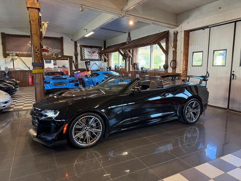 Svart Begagnad 2019 Chevrolet Camaro ZL1 Cab | 899 000 kr - Bild 1/4