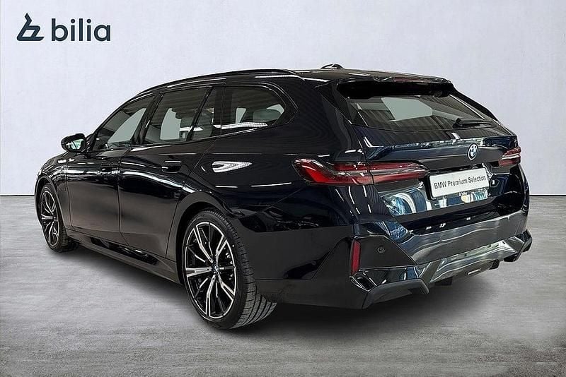 Begagnad BMW 530e M Sport 2025 Svart Kombi