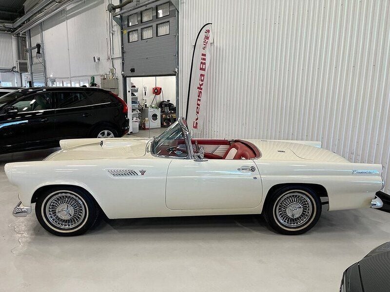 Vit Begagnad 1955 Ford Thunderbird Cab | 395 000 kr - Bild 1/4