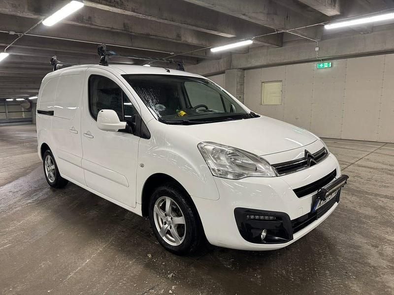Begagnad Citroën Berlingo 99 HK (72 kW) 2016 Minibuss