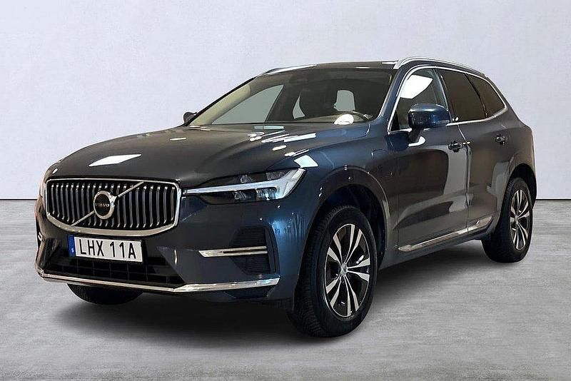 Mörkblå Begagnad 2022 Volvo XC60 SUV | 319 900 kr (Bra pris) - Bild 1/4
