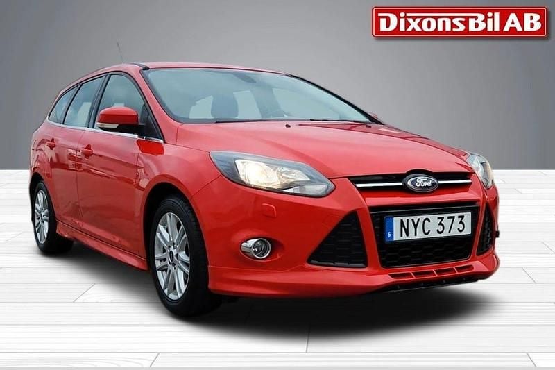 Röd Begagnad 2013 Ford Focus Titanium Kombi | 59 900 kr (Marknadspris) - Bild 1/4