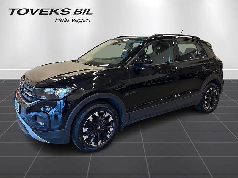 Deep black pearl Begagnad 2022 VW T-Cross Life SUV | 179 000 kr (Marknadspris) - Bild 1/4