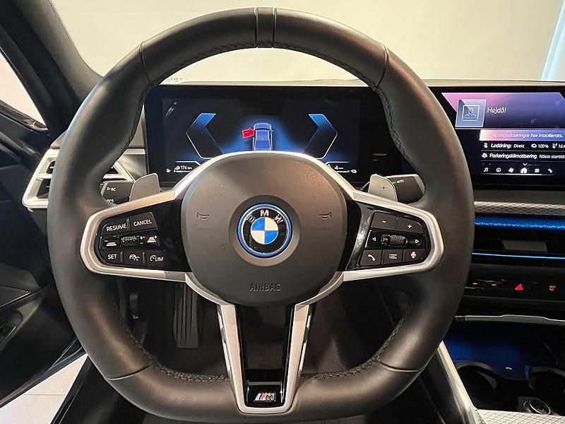 Begagnad BMW 330e M Sport 184 HK (135 kW) 2024 Grå Sedan