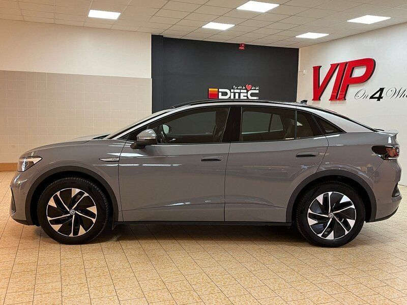 Begagnad VW ID.5 Comfortline 150 kW (204 HK) 2022 Grå SUV