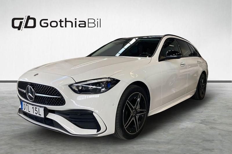 Vit Begagnad 2022 Mercedes C300 AMG line Kombi | 399 900 kr (Dyr) - Bild 1/4