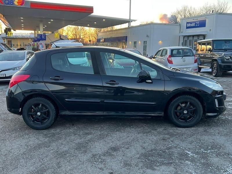 Begagnad Peugeot 308 109 HK (80 kW) 2008 Svart Halvkombi