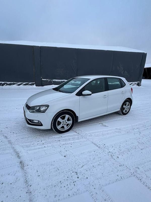 Begagnad 2016 VW Polo Halvkombi | 69 900 kr (Bra pris) - Bild 1/4