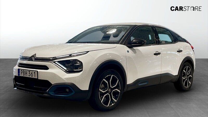 Vit (white) Begagnad 2021 Citroën e-C4 Feel Halvkombi | 174 900 kr (Marknadspris) - Bild 1/4