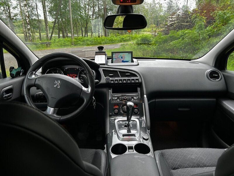 Svart Begagnad 2013 Peugeot 3008 Kombi | 59 000 kr (Bra pris) - Bild 1/4