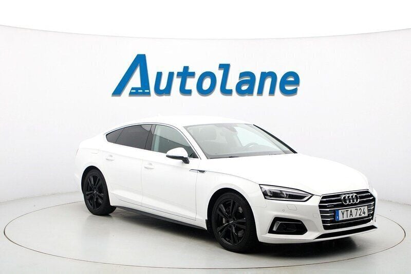 Vit Begagnad 2017 Audi A5 Sportback Proline Halvkombi | 229 900 kr (Marknadspris) - Bild 1/3