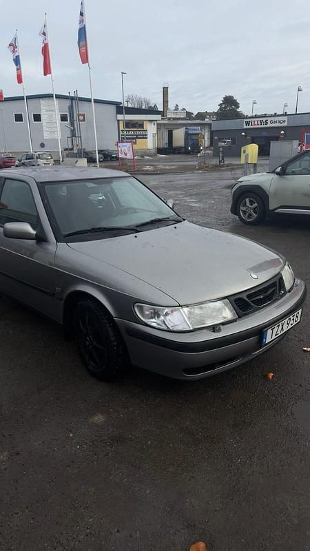 Begagnad Saab 9-3 150 HK (110 kW) 2003