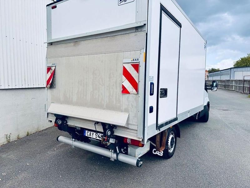 Begagnad Iveco Daily 157 HK (115 kW) 2022 Vit Van