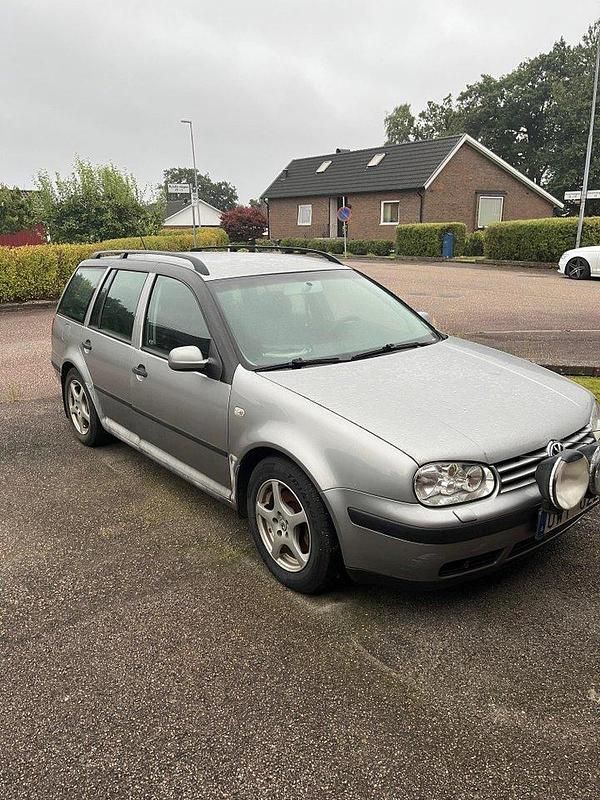 Grå Begagnad 2004 VW Golf IV Ocean Kombi | 8 000 kr (Superpris) - Bild 1/3