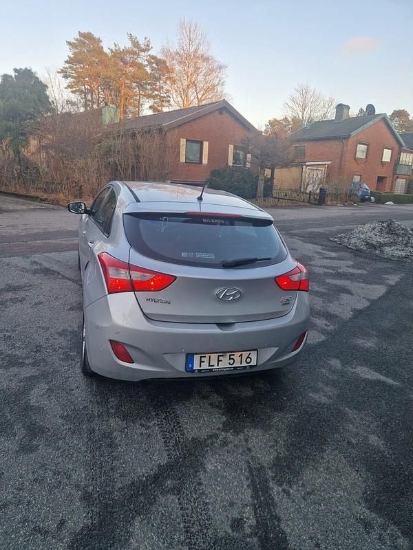 Begagnad Hyundai i30 110 HK (80 kW) 2013