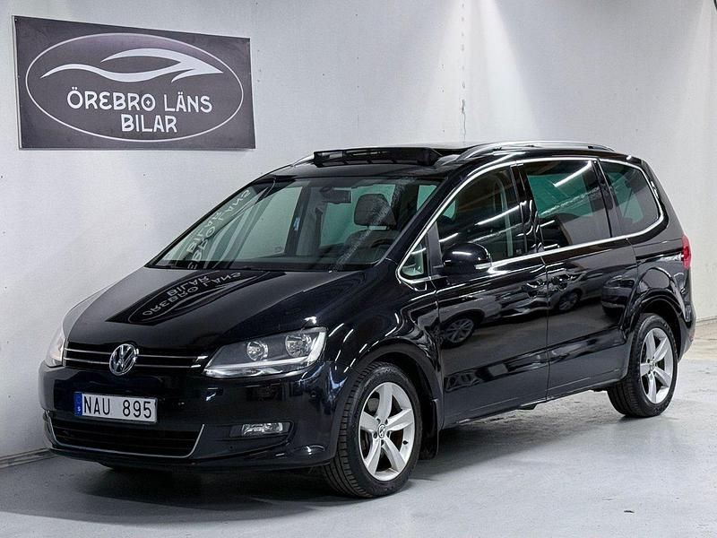 Svart Begagnad 2011 VW Sharan Minibuss | 134 900 kr (Marknadspris) - Bild 1/4