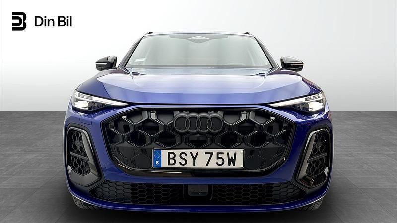 Begagnad Audi Q5 Sportback S-Line 204 HK (150 kW) 2025 Ultrablå metallic SUV