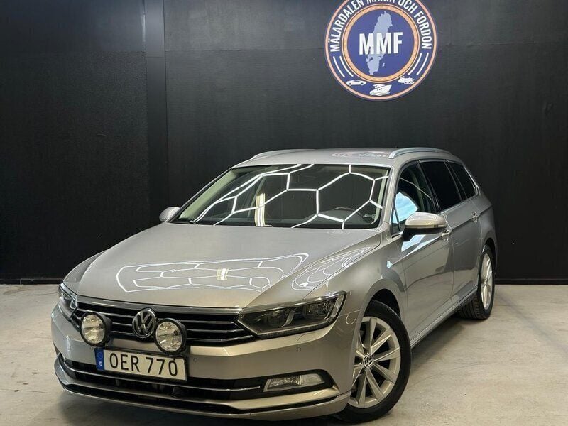 Silver Begagnad 2017 VW Passat GT Kombi | 159 800 kr (Bra pris) - Bild 1/4