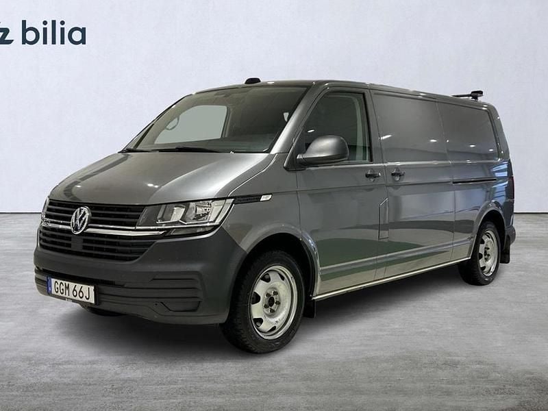 Vit Begagnad 2020 VW Transporter Van | 399 900 kr (Superpris) - Bild 1/4
