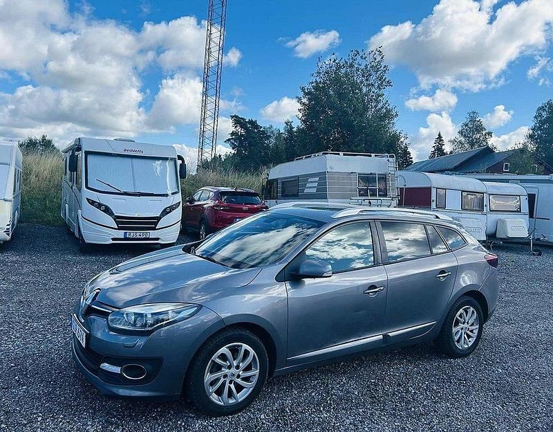 Grå Begagnad 2014 Renault Mégane GrandTour Kombi | 65 000 kr (Lite dyr) - Bild 1/4