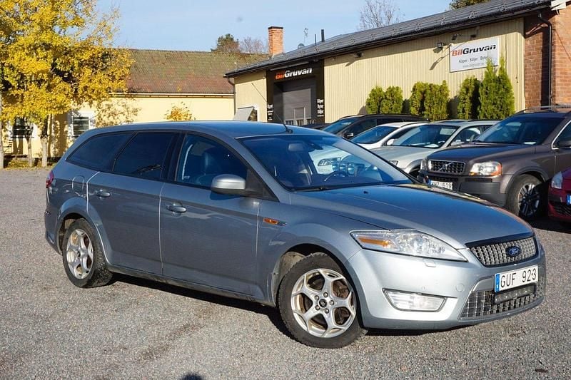 Grå Begagnad 2008 Ford Mondeo Titanium Kombi | 29 900 kr (Marknadspris) - Bild 1/4