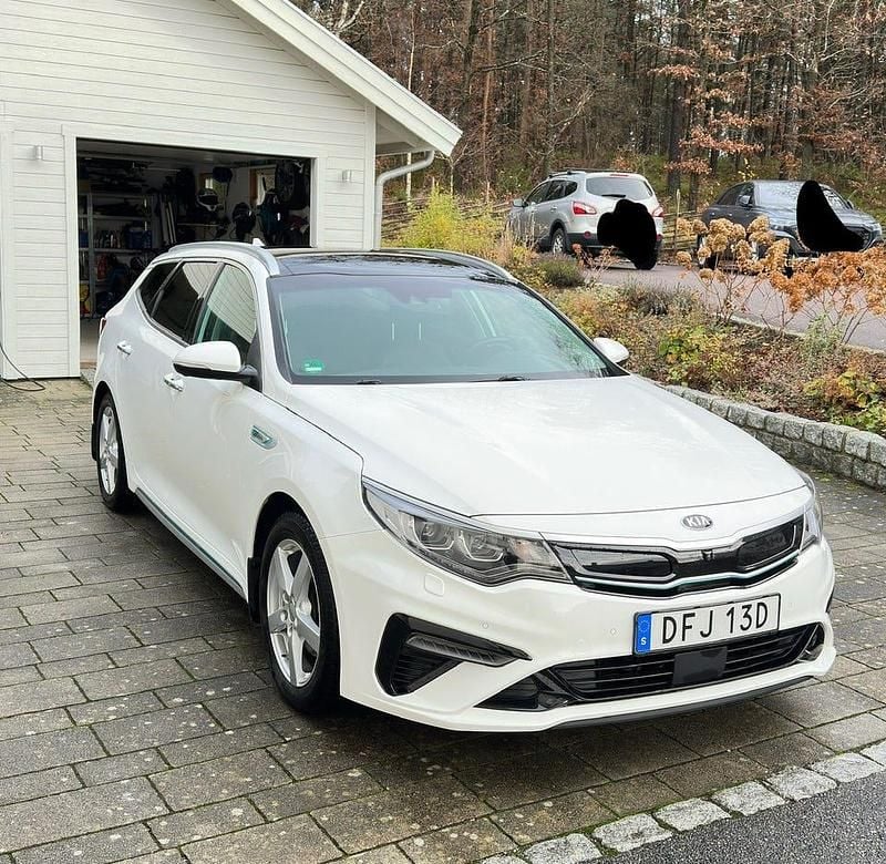 Vit Begagnad 2020 Kia Optima Advance Kombi | 227 000 kr - Bild 1/4