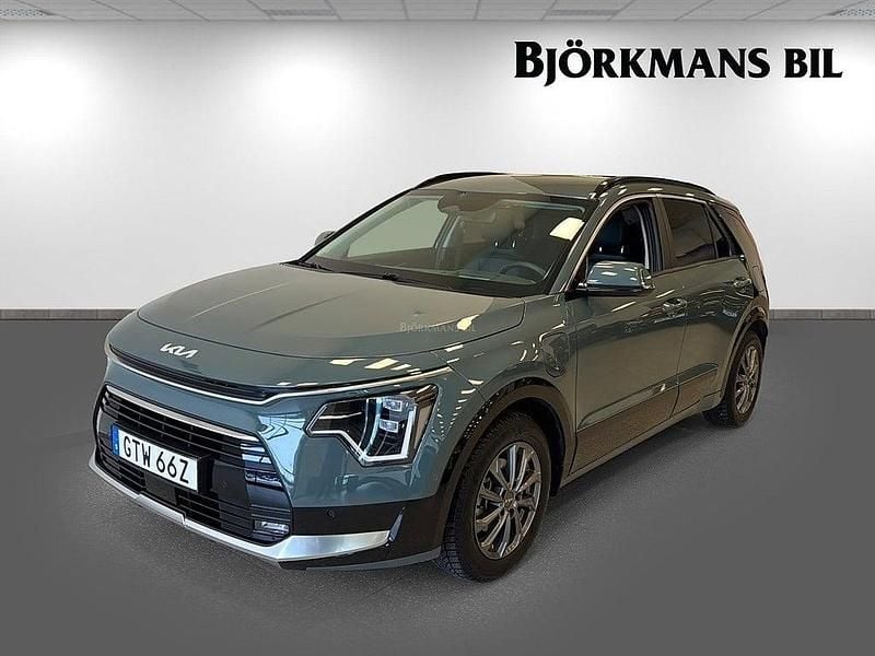 Begagnad Kia Niro Plus 105 HK (77 kW) 2023 Grön SUV