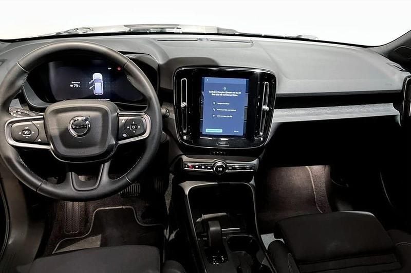 Begagnad Volvo EX40 Performance 328 kW (447 HK) 2025 Svart SUV
