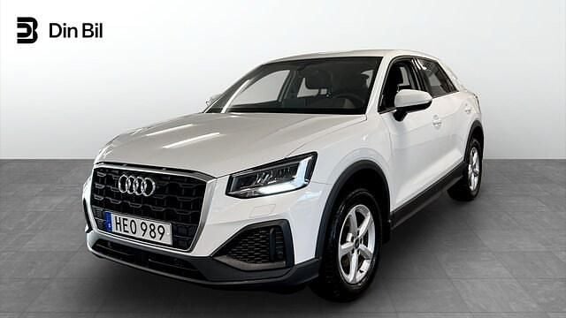 Vit (ibisvit) Begagnad 2022 Audi Q2 Proline SUV | 199 900 kr (Marknadspris) - Bild 1/4