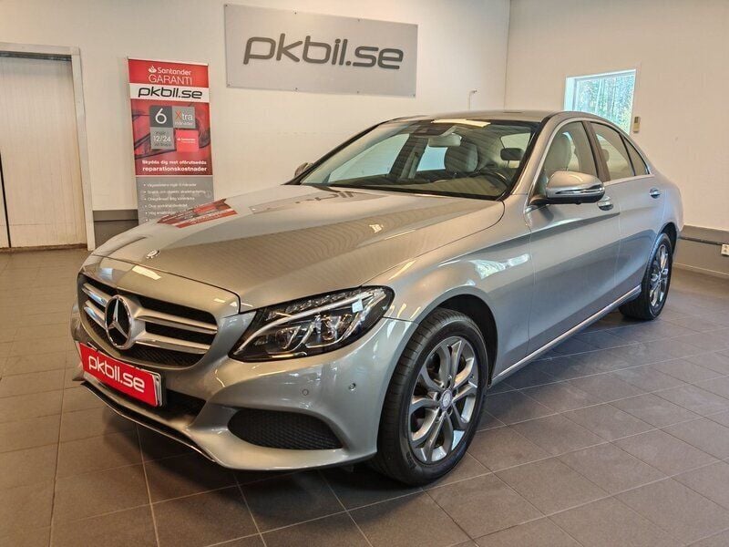 Grå Begagnad 2016 Mercedes C200 Avantgarde Sedan | 214 000 kr (Superpris) - Bild 1/4