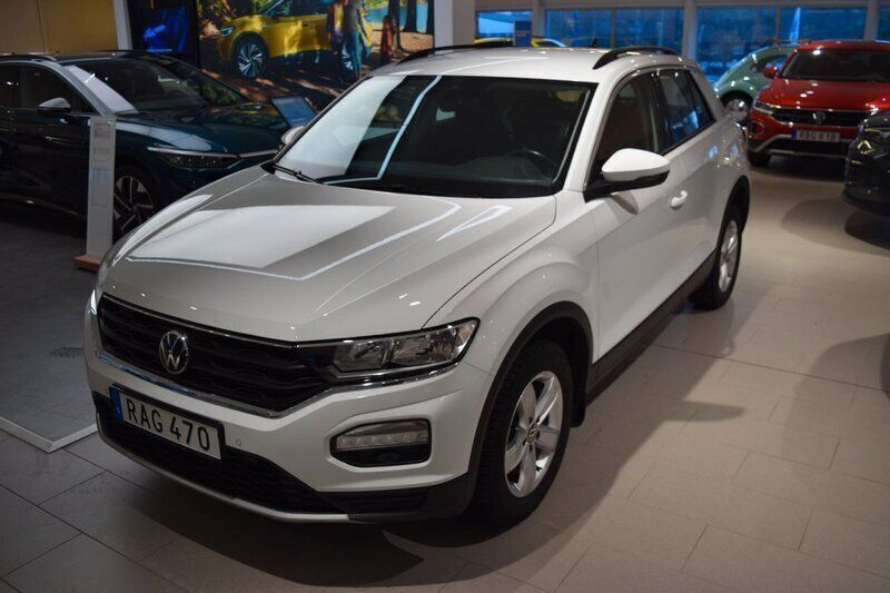 Vit Begagnad 2021 VW T-Roc SUV | 258 900 kr (Marknadspris) - Bild 1/4