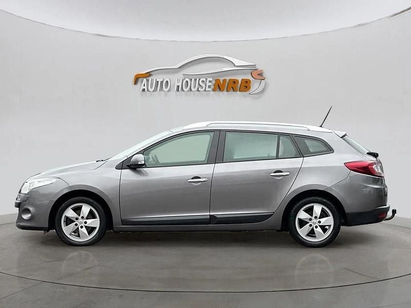 Grå Begagnad 2012 Renault Mégane GrandTour Kombi | 54 500 kr (Marknadspris) - Bild 1/4