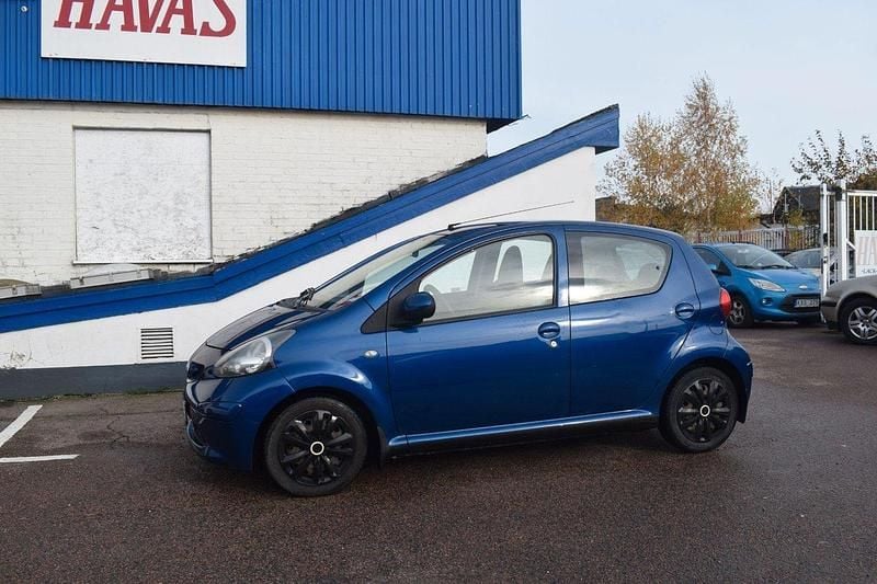 Blå Begagnad 2008 Toyota Aygo Halvkombi | 24 500 kr (Marknadspris) - Bild 1/4
