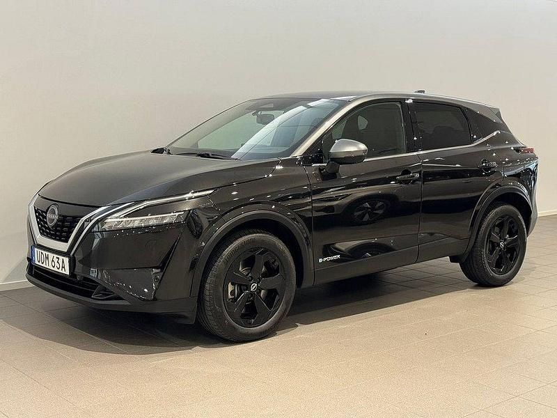 Svart Begagnad 2023 Nissan Qashqai Black Edition SUV | 299 500 kr (Bra pris) - Bild 1/3