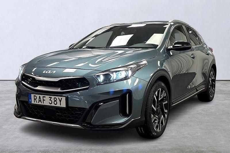 Begagnad Kia XCeed 143 HK (105 kW) 2023 Grå SUV