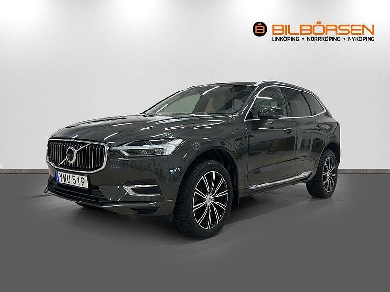 Mörkgrå Begagnad 2017 Volvo XC60 Inscription SUV | 399 900 kr (Dyr) - Bild 1/4