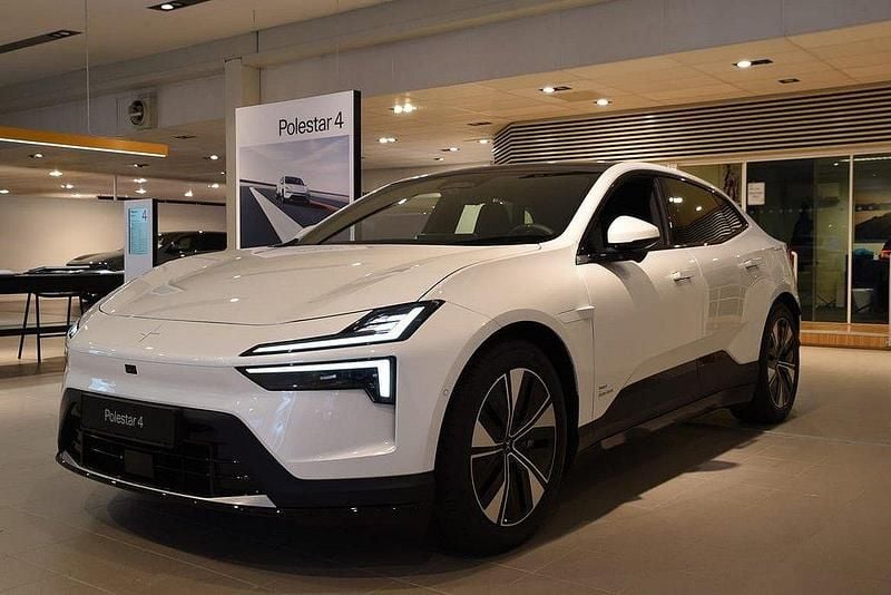 Vit Begagnad 2024 Polestar 4 Long Range Dual motor Sportkupé | 699 800 kr (Superpris) - Bild 1/4