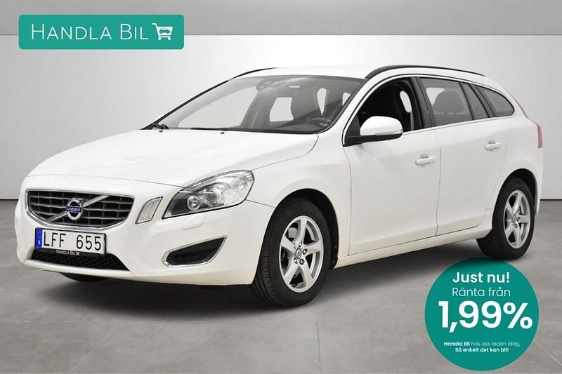 Vit Begagnad 2010 Volvo V60 Momentum Kombi | 99 000 kr (Marknadspris) - Bild 1/3