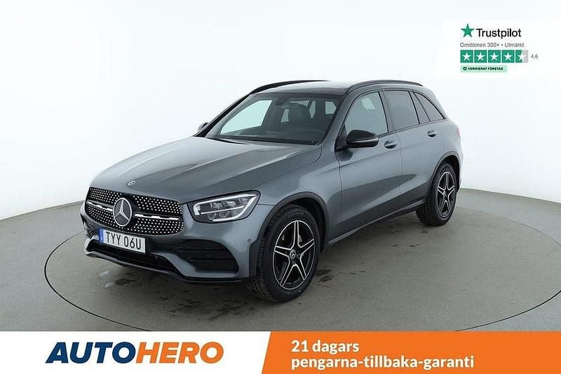 Grå Begagnad 2020 Mercedes GLC200 AMG line SUV | 375 000 kr (Bra pris) - Bild 1/4