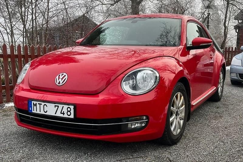 Begagnad VW Beetle 105 HK (77 kW) 2012