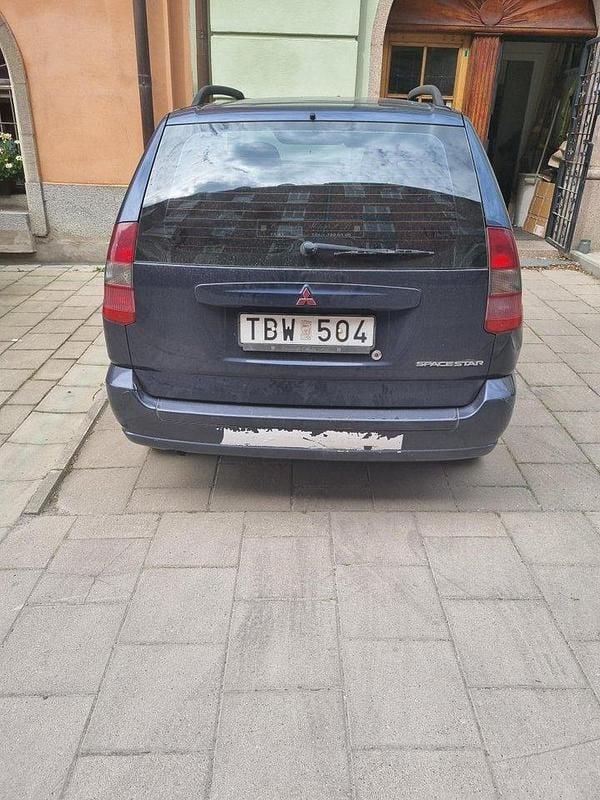 Blå Begagnad 2002 Mitsubishi Space Star Kombi | 16 500 kr (Marknadspris) - Bild 1/4