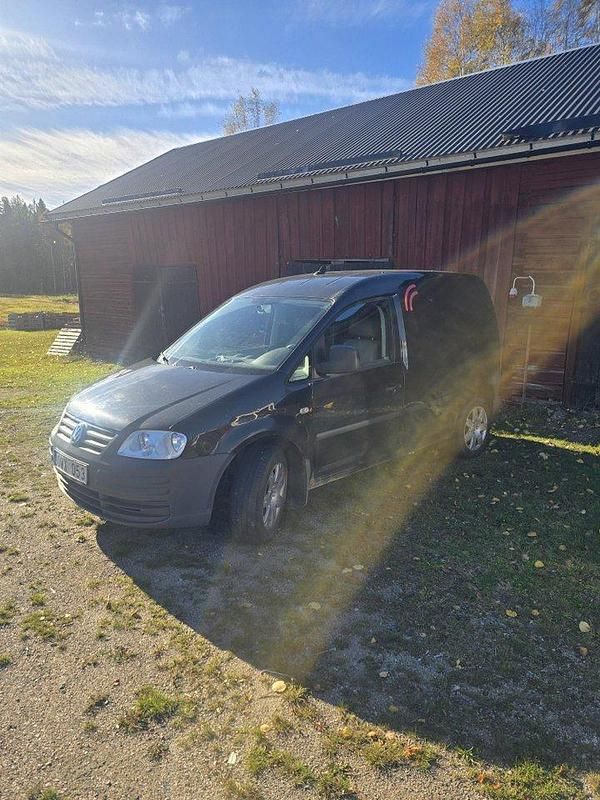 Svart Begagnad 2010 VW Caddy Minibuss | 37 000 kr (Marknadspris) - Bild 1/3