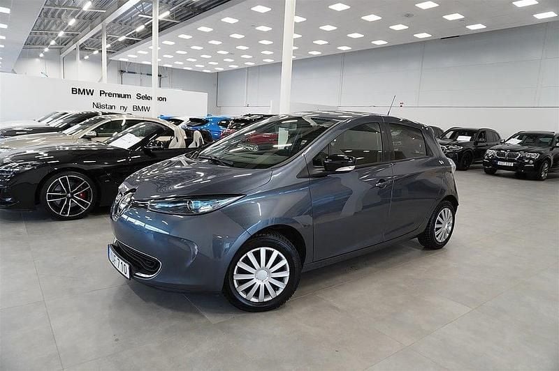 Grå Begagnad 2018 Renault Zoe Halvkombi | 99 800 kr (Marknadspris) - Bild 1/4