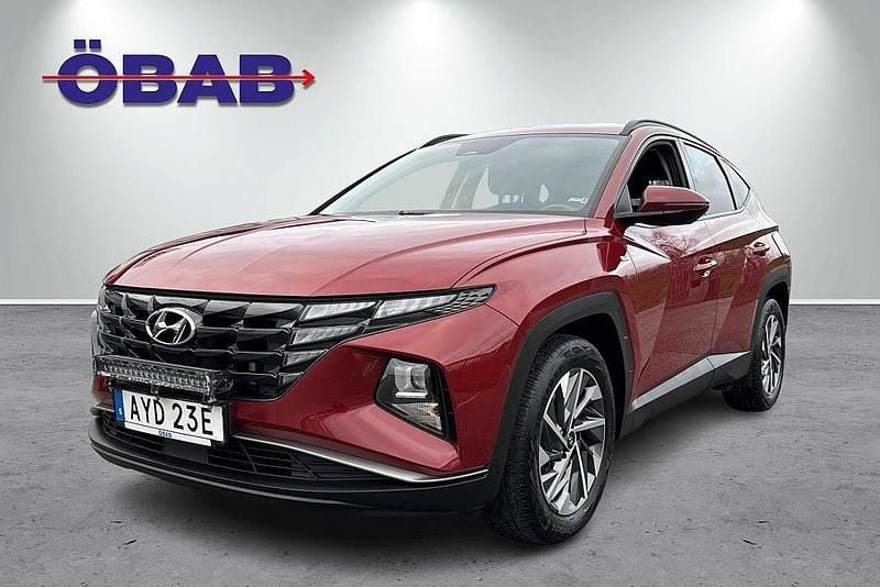 Röd Begagnad 2022 Hyundai Tucson GLS SUV | 268 900 kr (Marknadspris) - Bild 1/4