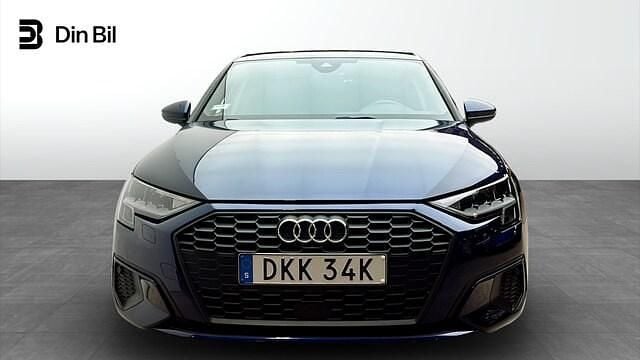 Begagnad Audi A3 Proline 150 HK (110 kW) 2022 Blå Sedan
