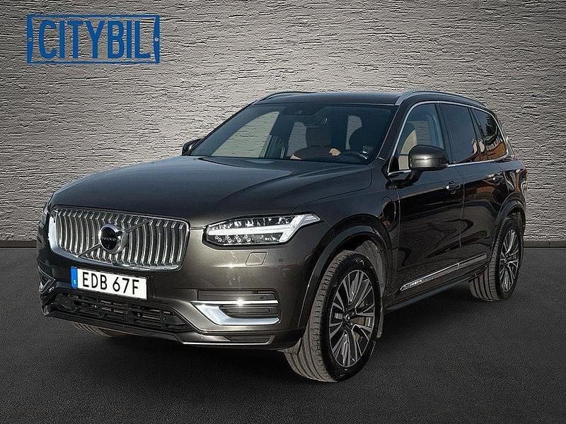 Mörkgrå Begagnad 2022 Volvo XC90 Inscription SUV | 579 900 kr (Bra pris) - Bild 1/4